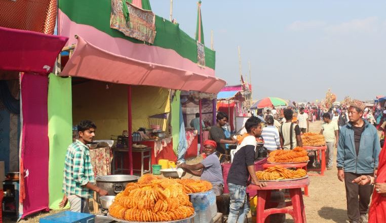 त्रिवेणी मैनी मेलामा ५० करोड बढीको कारोबार
