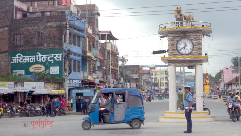 आजबाट सडकमा देखिए ट्राफिक