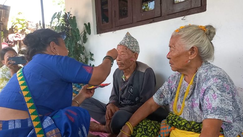 आज भाइटिका, चेलीले माइतीलाई लाइदिने टिका र माला