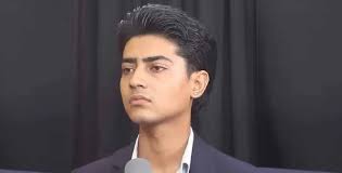 दल खोल्दै जेनजी अभियान्ता मिरज ढुँगाना