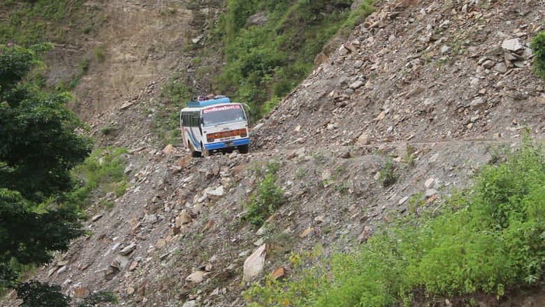 सिद्धिचरण राजमार्ग सञ्चालनमा