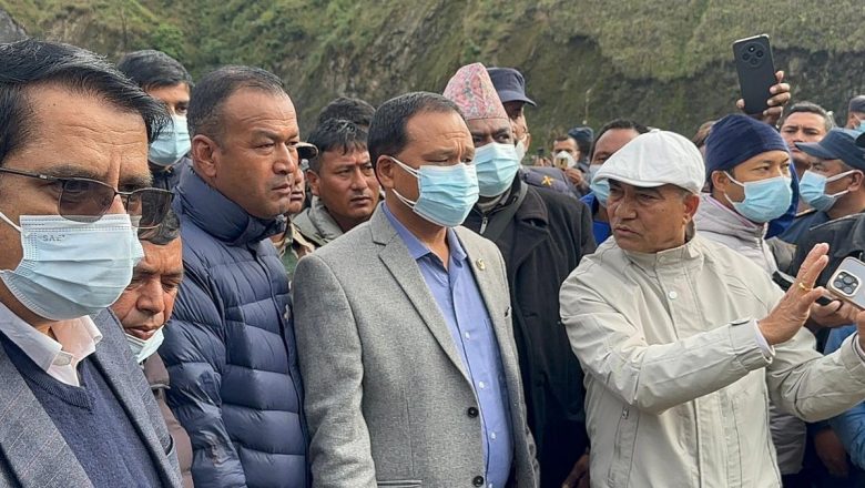 १५ दिन भित्र माग पुरा गर्ने कुलमानको प्रतिबद्धतापछि खुल्यो बञ्चरेडाँडाको अवरोध