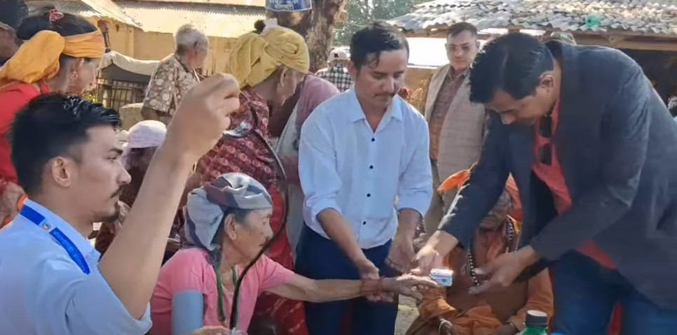 चौदण्डीगढीका ज्येष्ठ नागरिकलाई निःशुल्क स्वास्थ्य परीक्षण