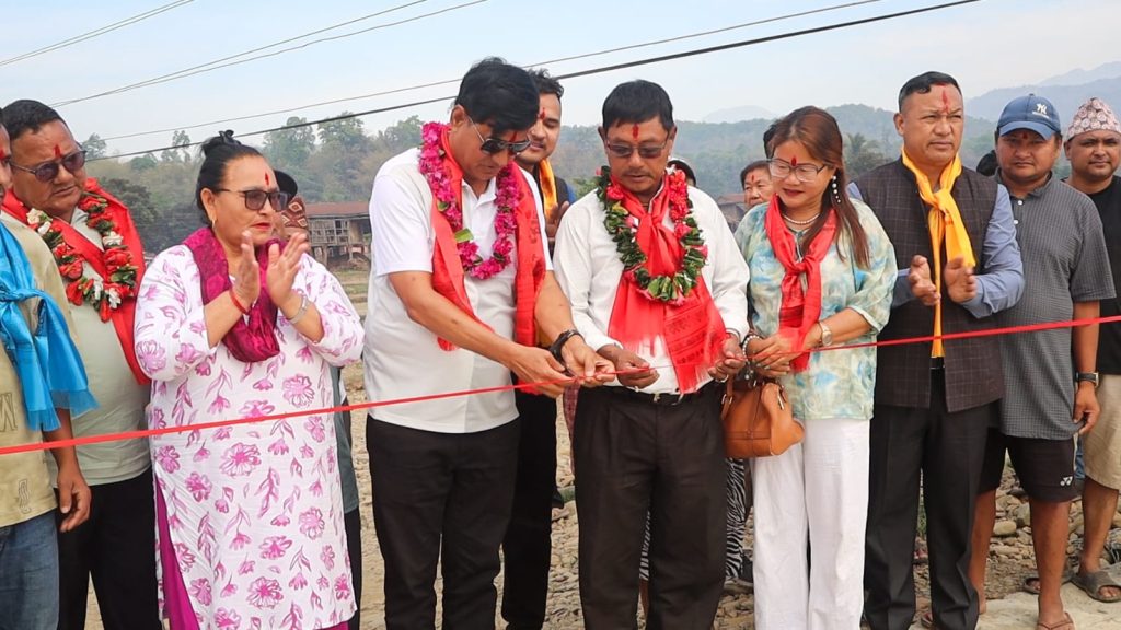 चौदण्डीगढीमा पक्की पुल उद्घाटन