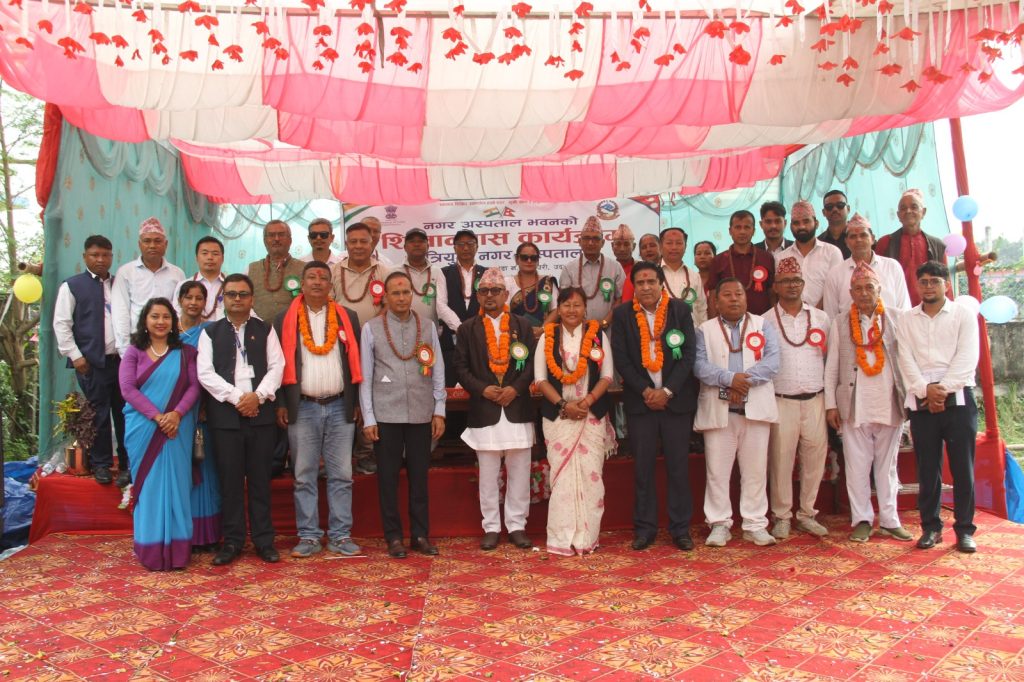 देउरीमा त्रियुगा नगर अस्पतालको शिलान्यास